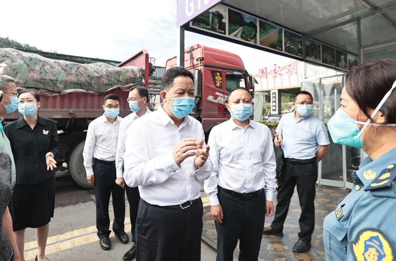杨兴平在南充广元巴中调研疫情防控时强调
守好省门 打赢疫情防控阻击战「相关图片」